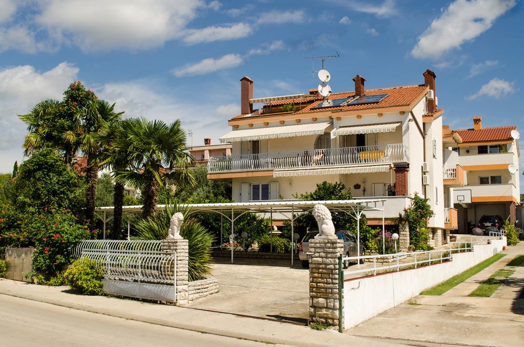 Pansion Adria Otel Sveti Filip i Jakov Dış mekan fotoğraf