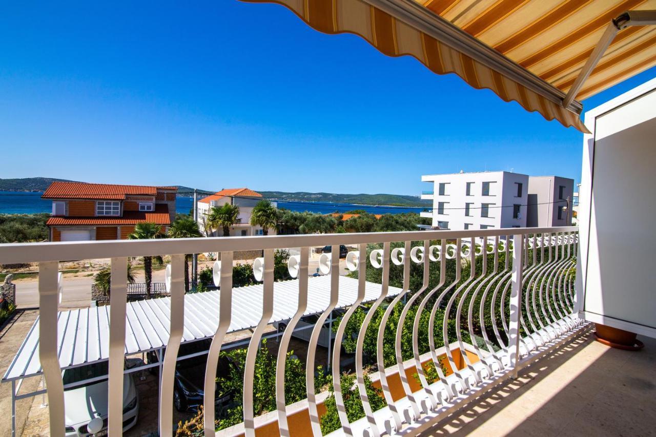 Pansion Adria Otel Sveti Filip i Jakov Dış mekan fotoğraf