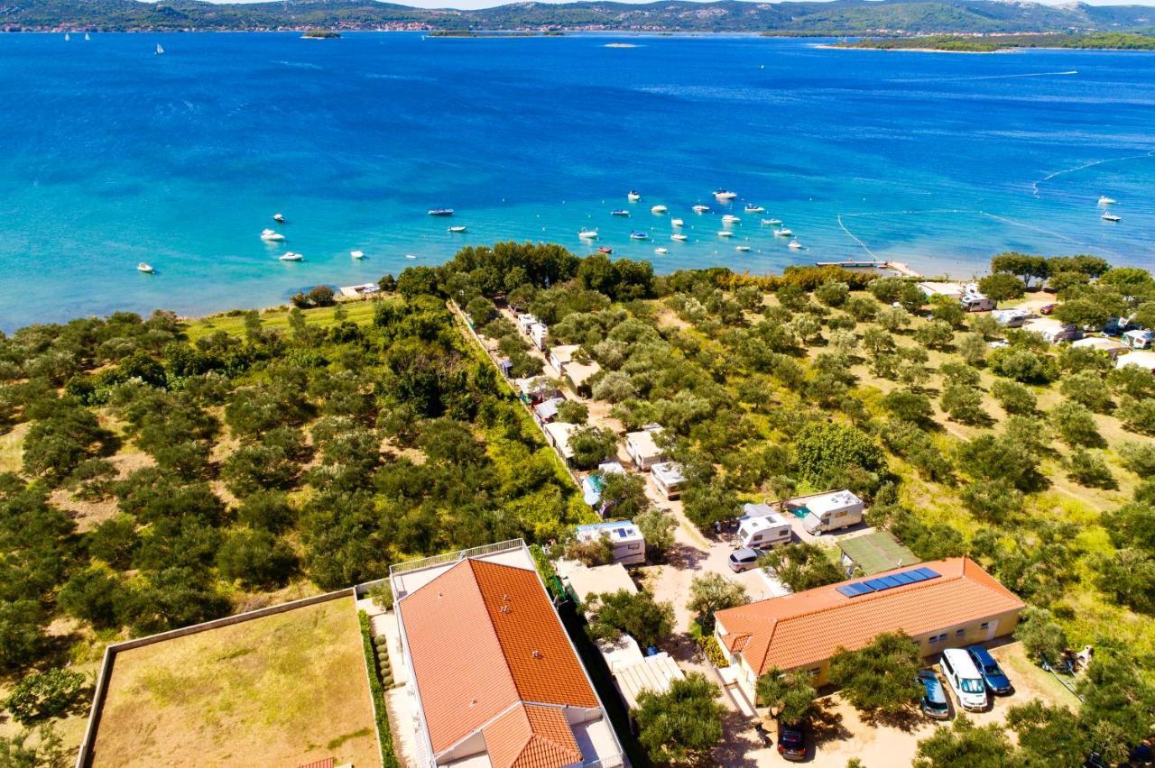 Pansion Adria Otel Sveti Filip i Jakov Dış mekan fotoğraf