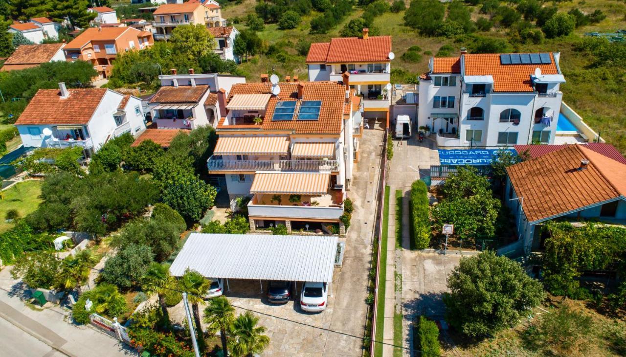Pansion Adria Otel Sveti Filip i Jakov Dış mekan fotoğraf