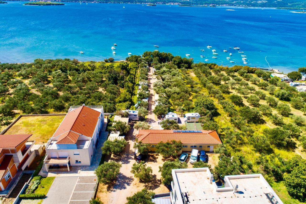 Pansion Adria Otel Sveti Filip i Jakov Dış mekan fotoğraf