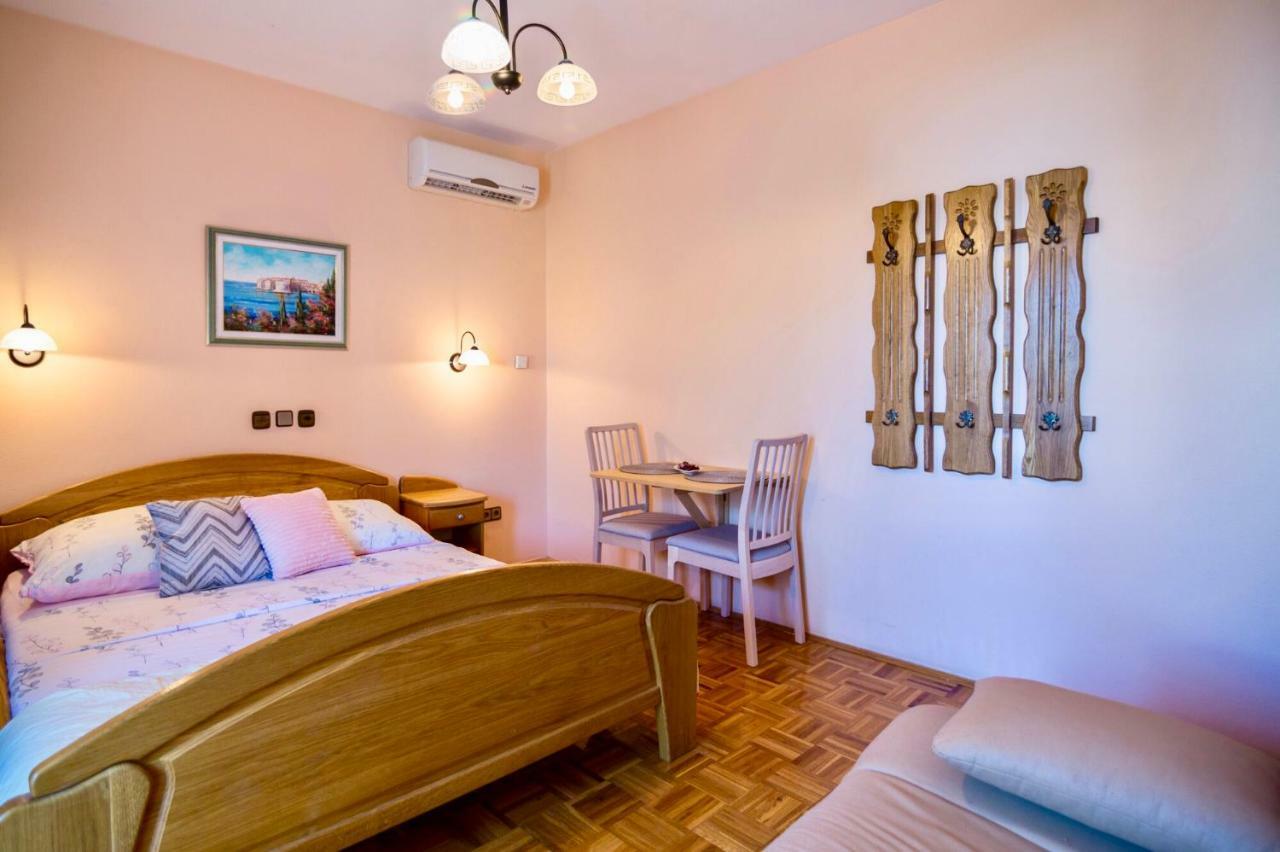 Pansion Adria Otel Sveti Filip i Jakov Dış mekan fotoğraf